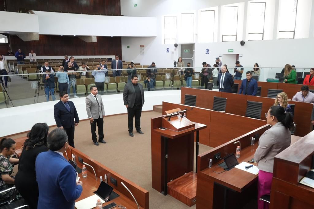 Congreso de Tlaxcala toma protesta a integrantes de comisión especial para Xicohtzinco